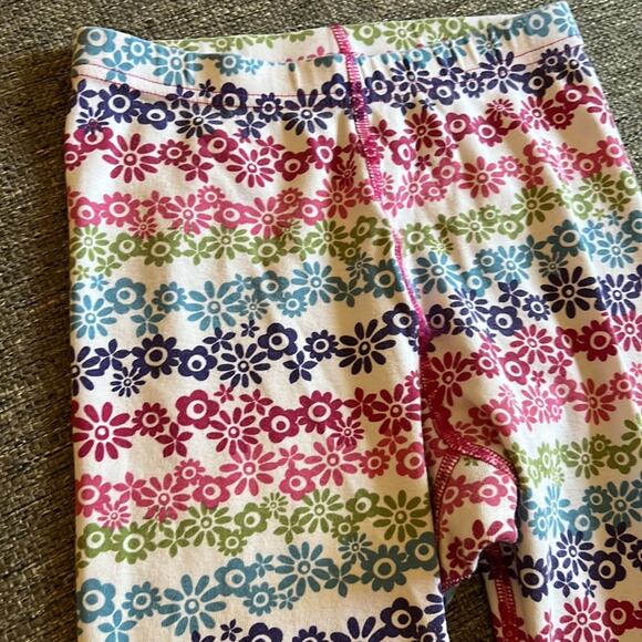 Hanna Andersson Floral Girls Leggings - Colorful and soft - Pink Bottoms - 8 - Picture 3 of 4